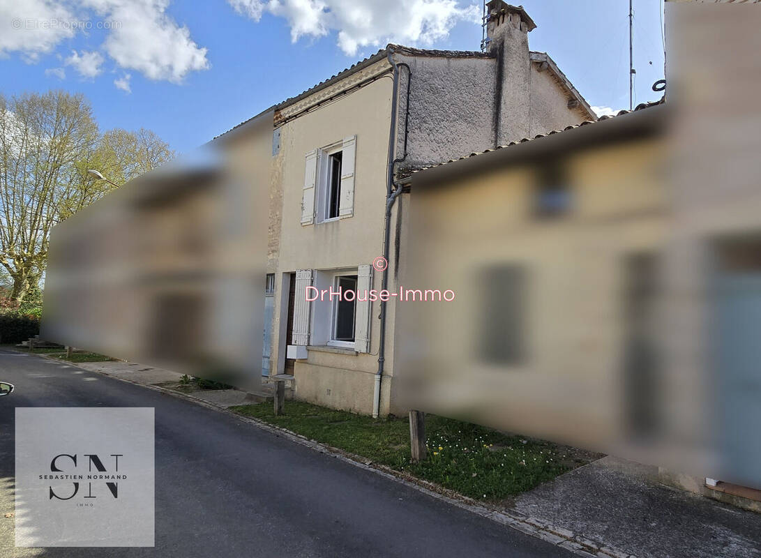 Maison 100 m² à Fongrave  - photo 1