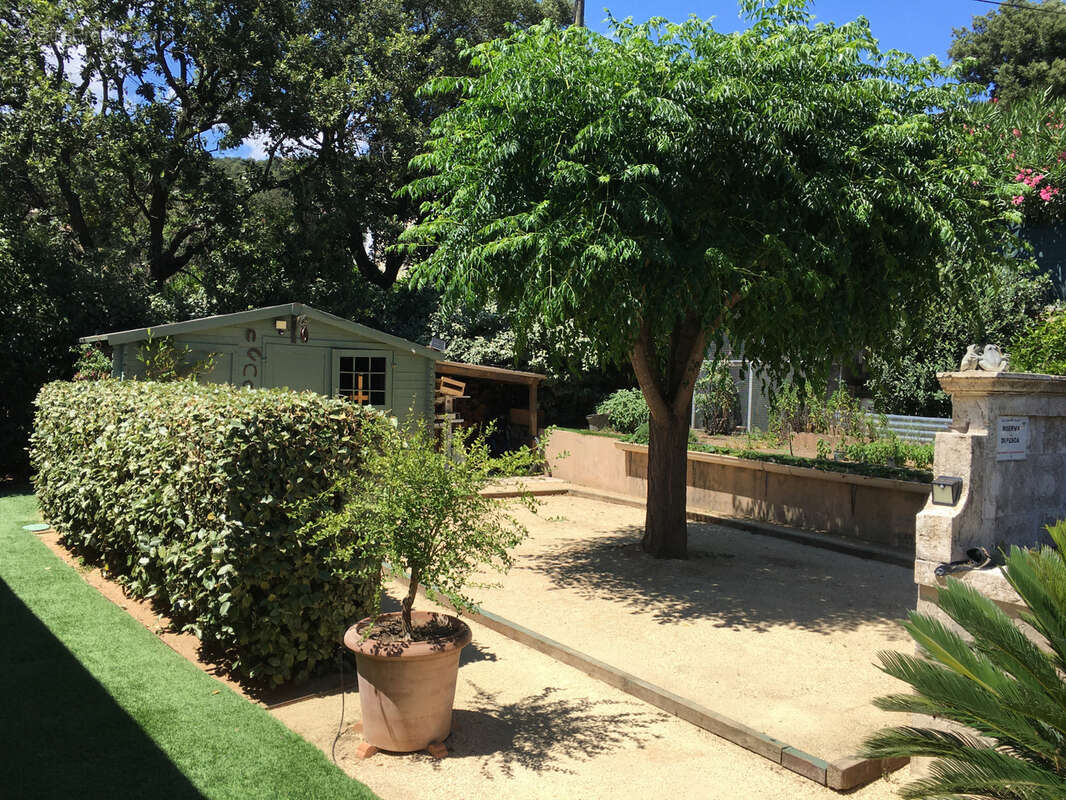 Maison à PLAN-DE-LA-TOUR