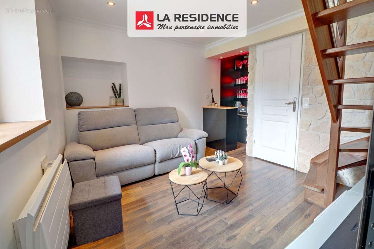 Appartement 72 m² à Maurecourt  - photo 2