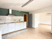 Appartement à CHEZERY-FORENS