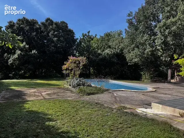 Eguilles - Maison 5ch/3200m2 piscine, 3 garages, cuisine d'été. - photo 2
