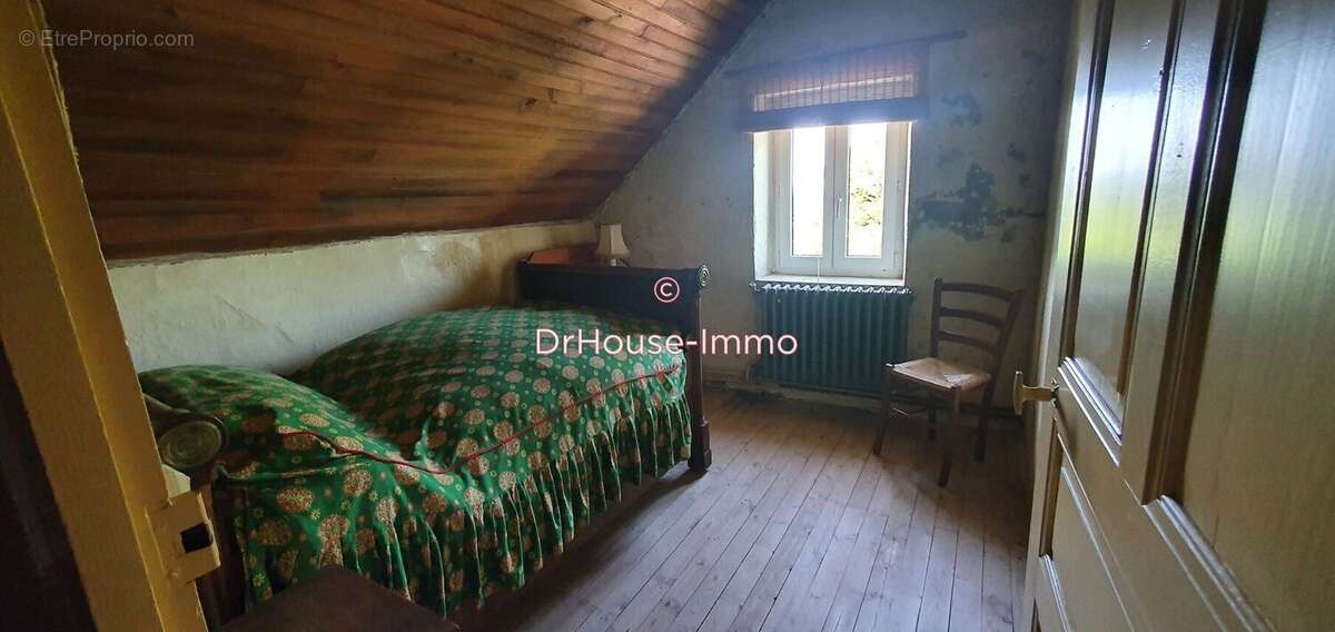 Maison à SAINTE-RADEGONDE