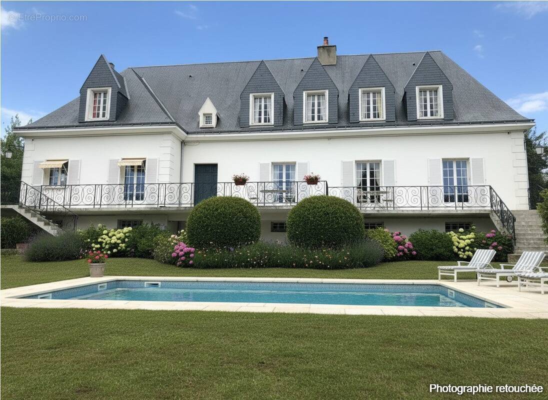 Maison à SAINT-CYR-SUR-LOIRE