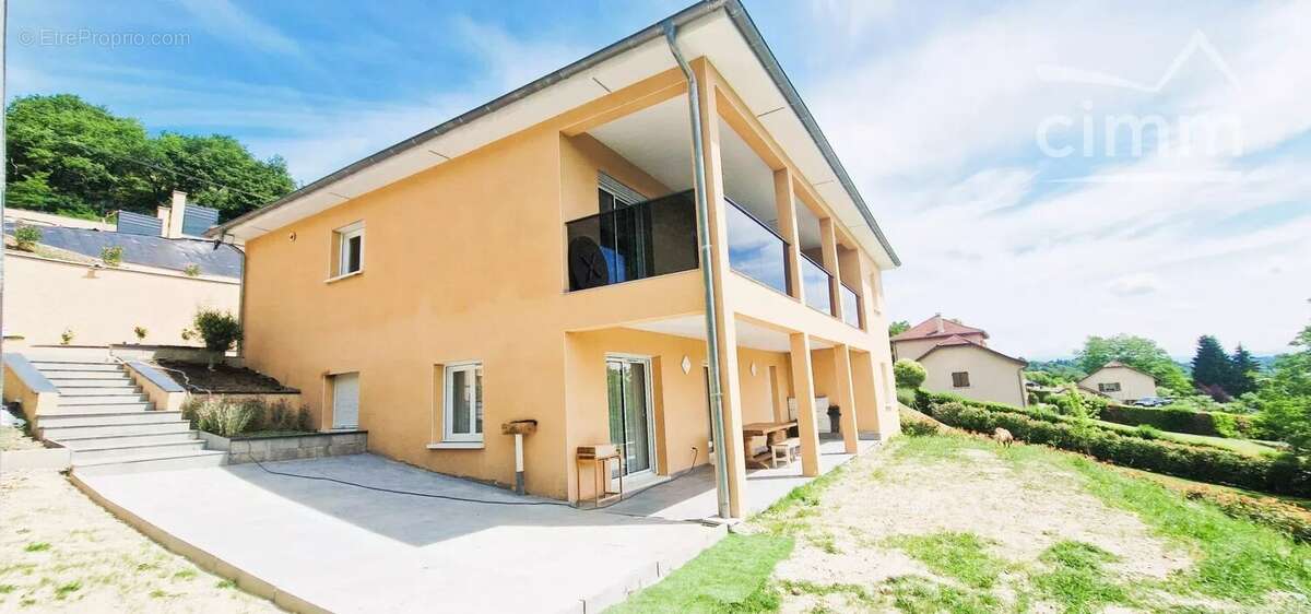  À VENDRE – Superbe propriété avec deux appartements spacieux et prestations haut de gamme - photo 4