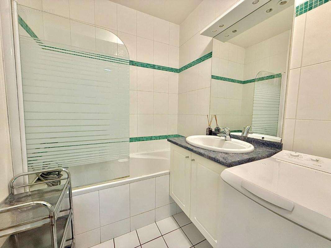 Appartement à NESLES