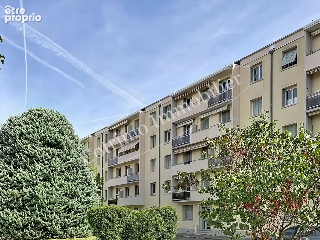 Appartement à SAINT-PRIEST