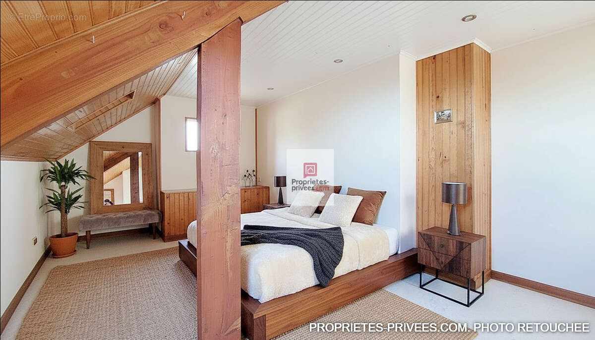 Maison à ROUFFIGNAC-SAINT-CERNIN-DE-REILHAC