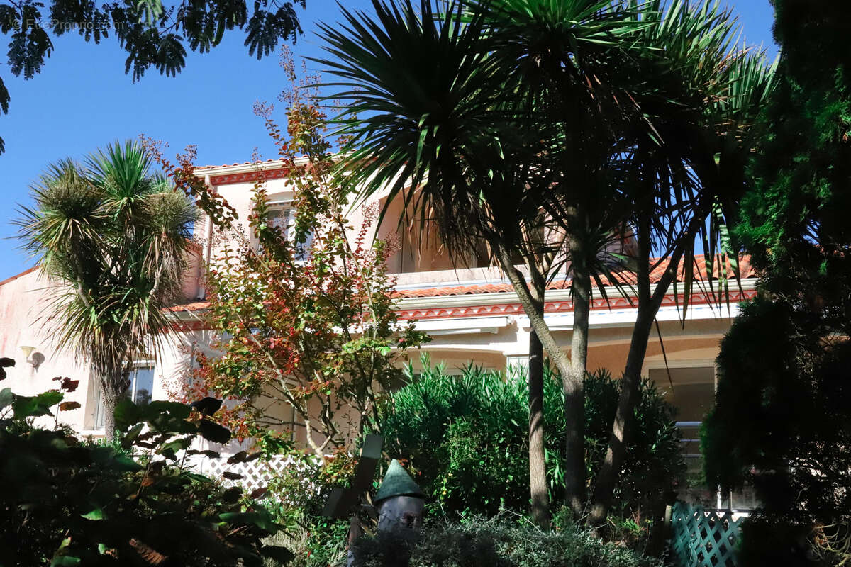 Maison à SAINT-PALAIS-SUR-MER