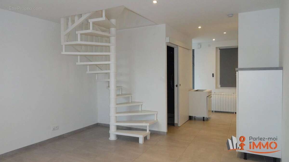 Appartement à SAINT-ETIENNE