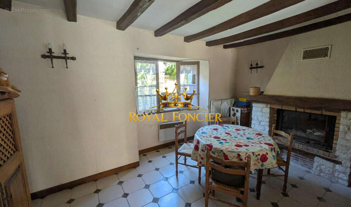 Maison 60 m² à Martizay  - photo 4