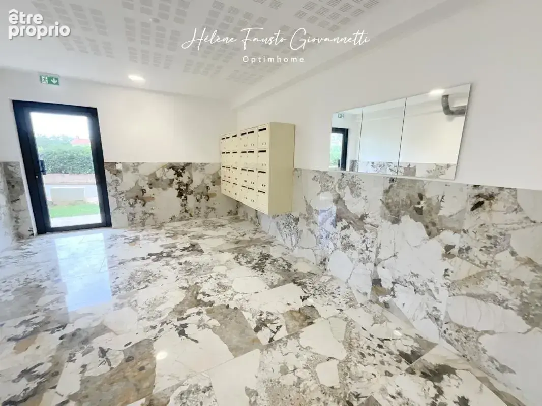 SAN-NICOLAO – Appartement T3 de 74 m² avec terrasse, à deux pas des commerces et de la plage - photo 12