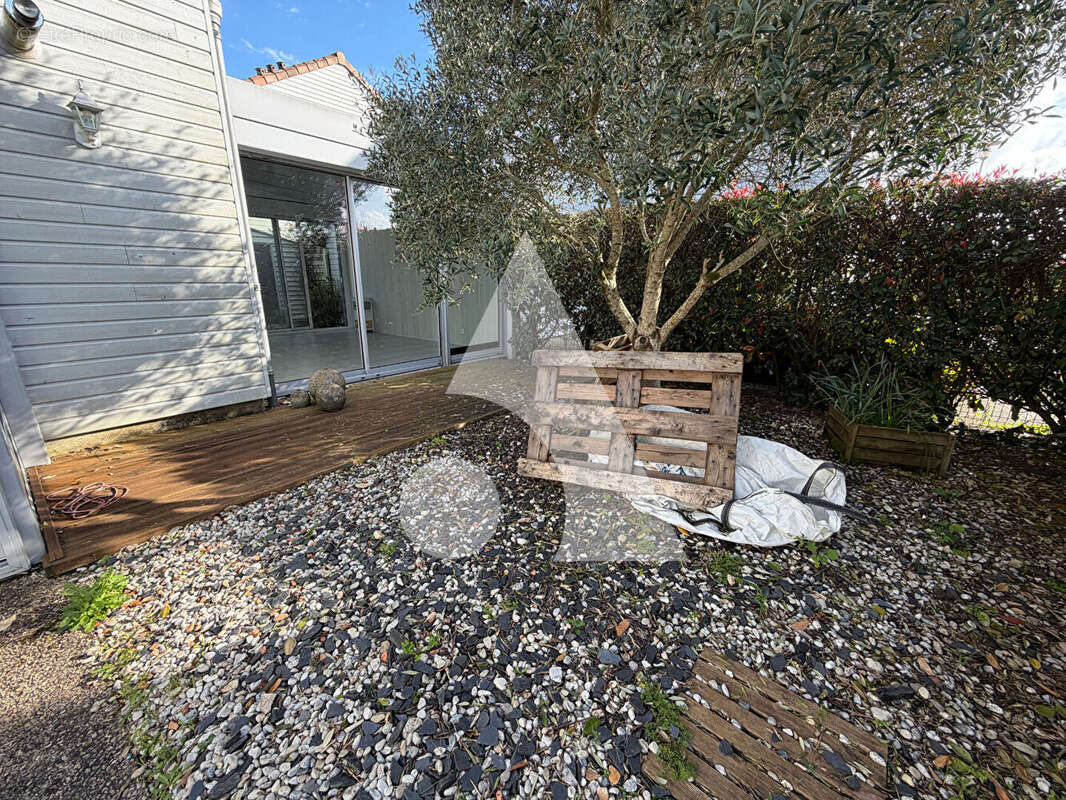 Maison à LES MATHES