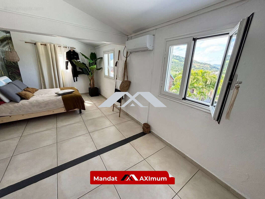 Maison à SAINT-JOSEPH