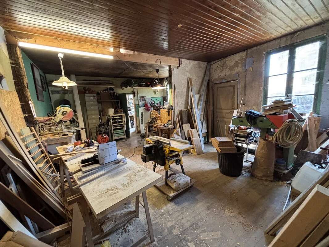 Maison 175 m² - 7 pièces avec dépendances - photo 23