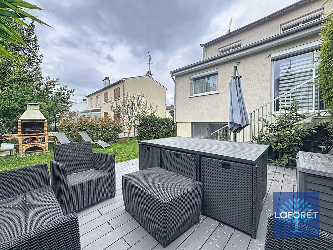 Maison à CHILLY-MAZARIN