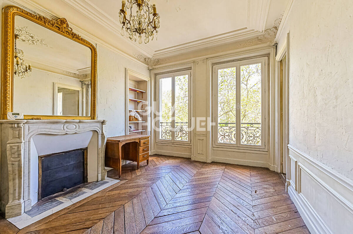 Appartement à PARIS-12E