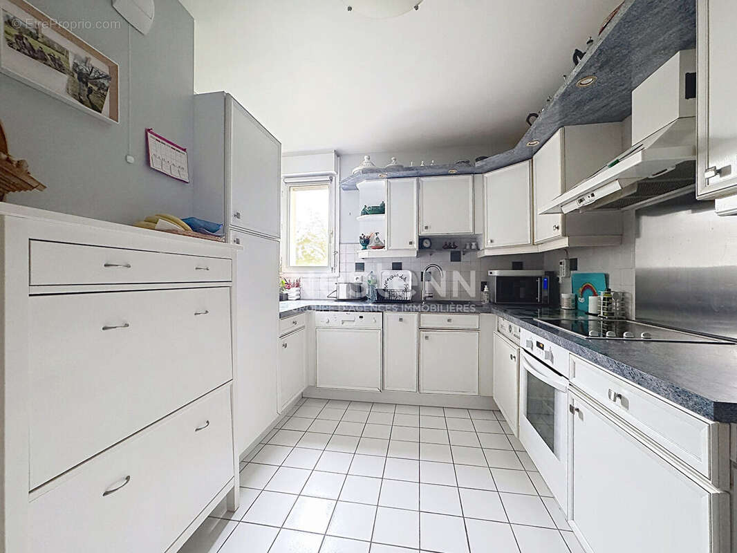 Appartement à LAMORLAYE