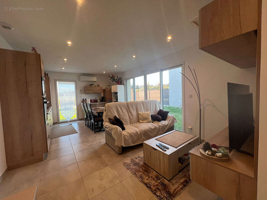 Maison à PONT-DE-CHERUY