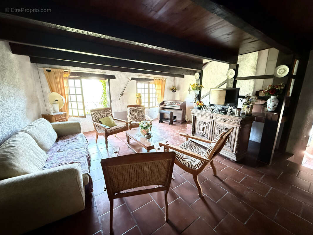 Maison à ROSIS