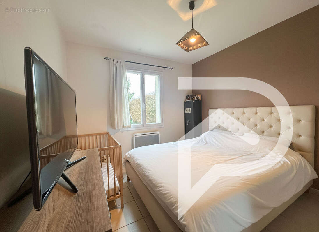 Maison à ESTREES-SAINT-DENIS