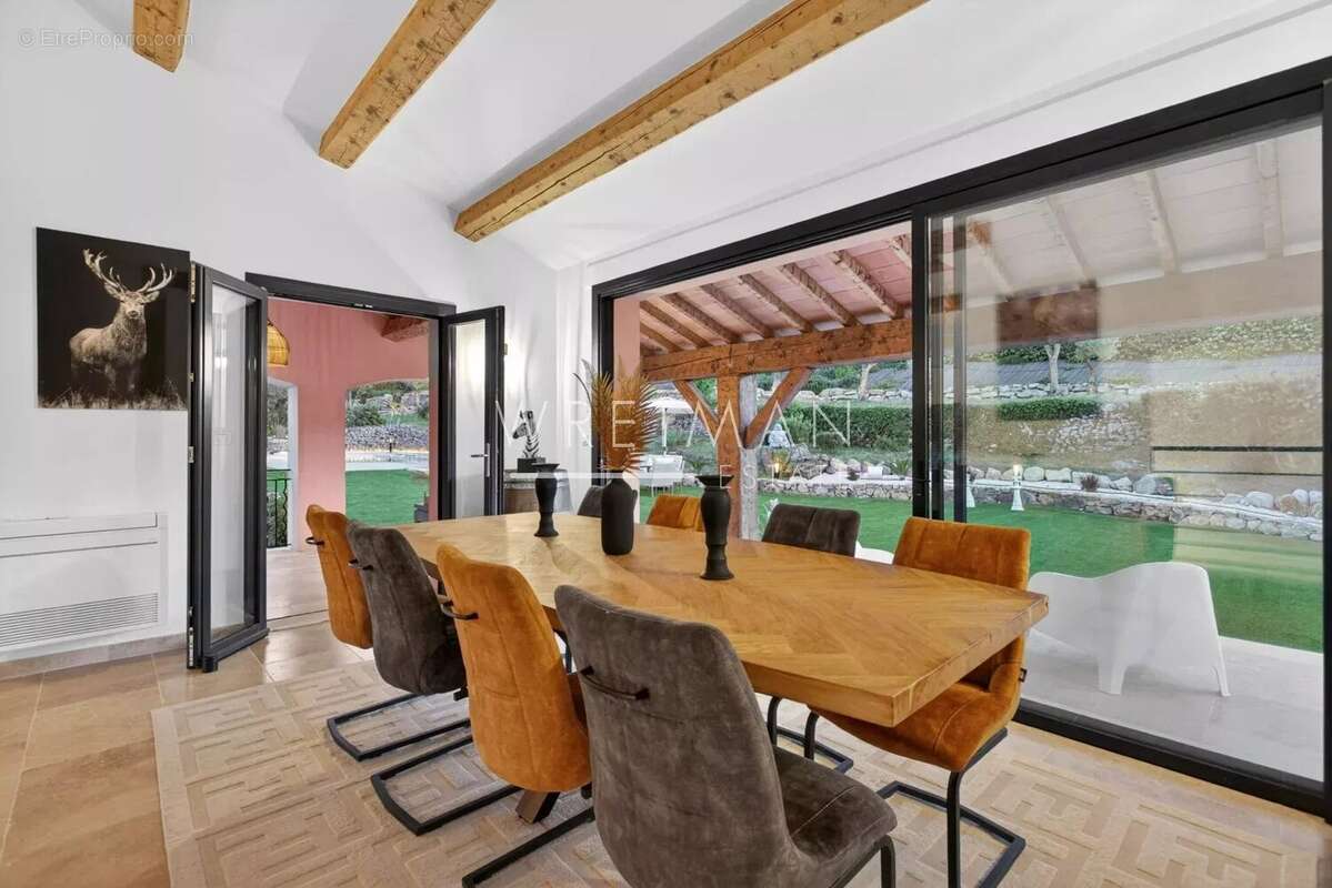 Maison à LORGUES