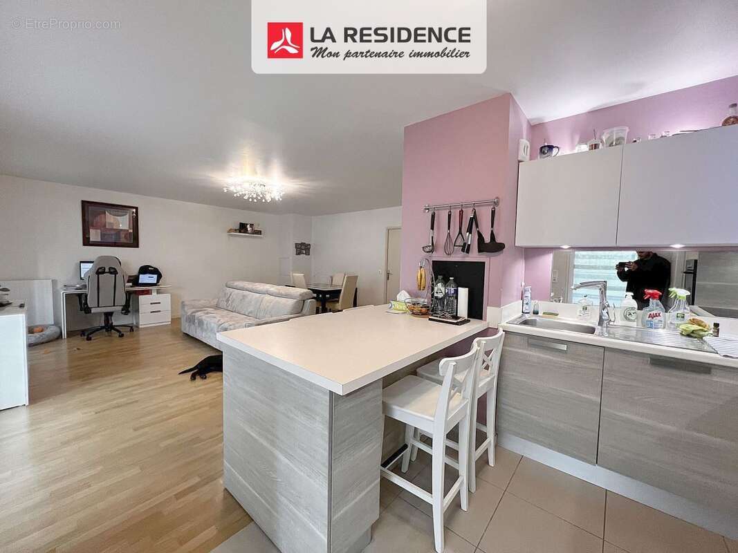 Appartement 97 m² à Velizy-Villacoublay  - photo 3