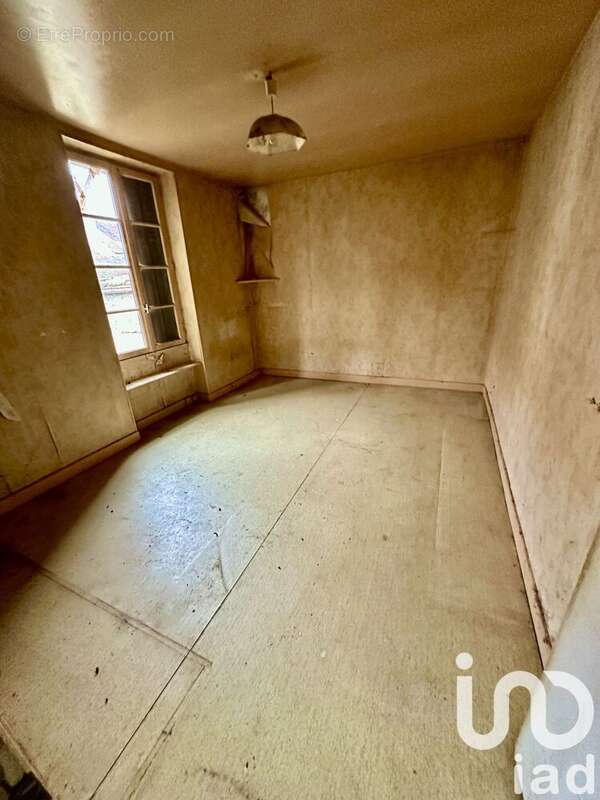 Photo 6 - Maison à VILLENEUVE-L&#039;ARCHEVEQUE