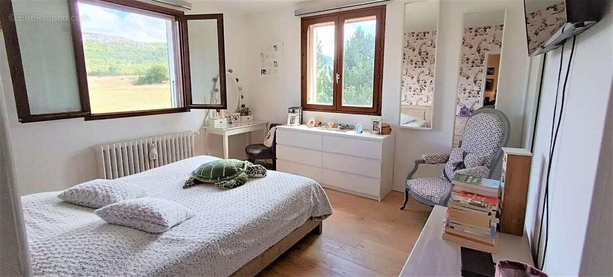 Maison à VASSIEUX-EN-VERCORS