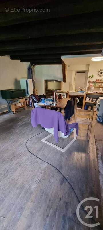 Maison à SAINT-SANTIN-CANTALES