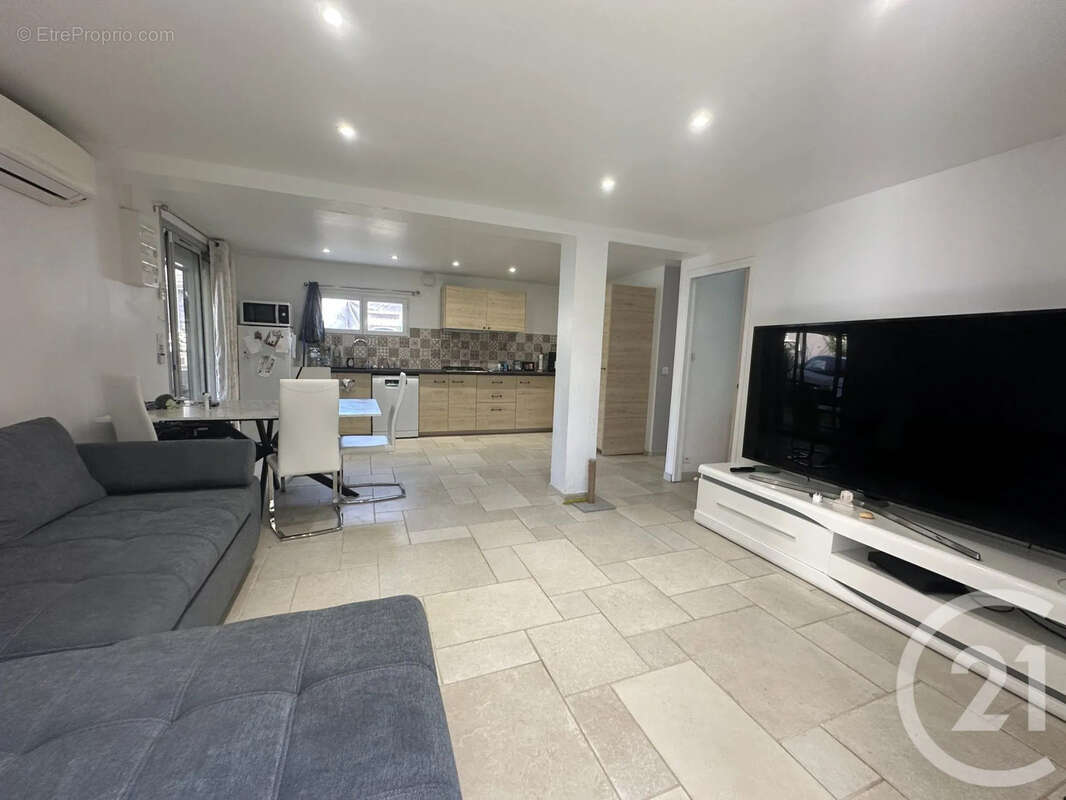 Maison à SIX-FOURS-LES-PLAGES