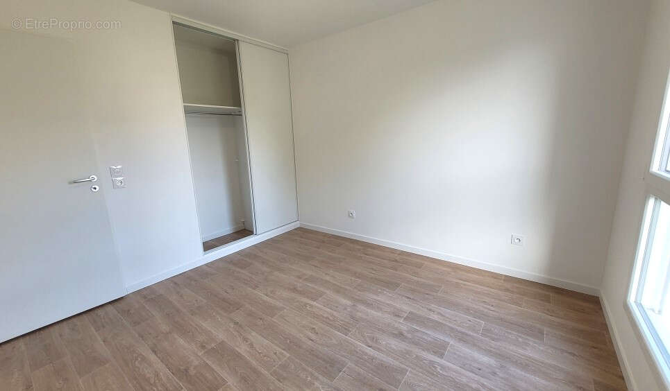 Appartement à CORMELLES-LE-ROYAL