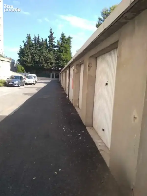 Garage au sein d'un résidence sécurisée- AVIGNON (84) - photo 3