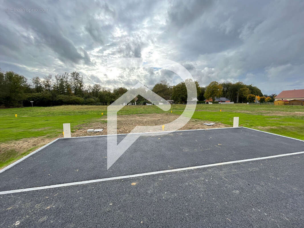 Terrain à PACY-SUR-EURE