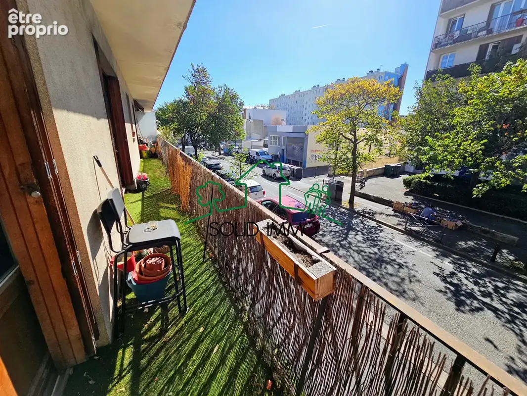 Appartement T4 lumineux de 73 m2 avec balcon à Romainville centre - photo 7