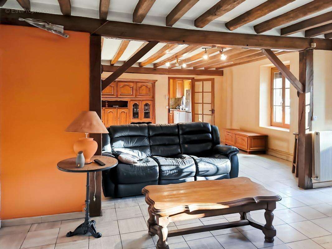 Maison à CHATRES-SUR-CHER