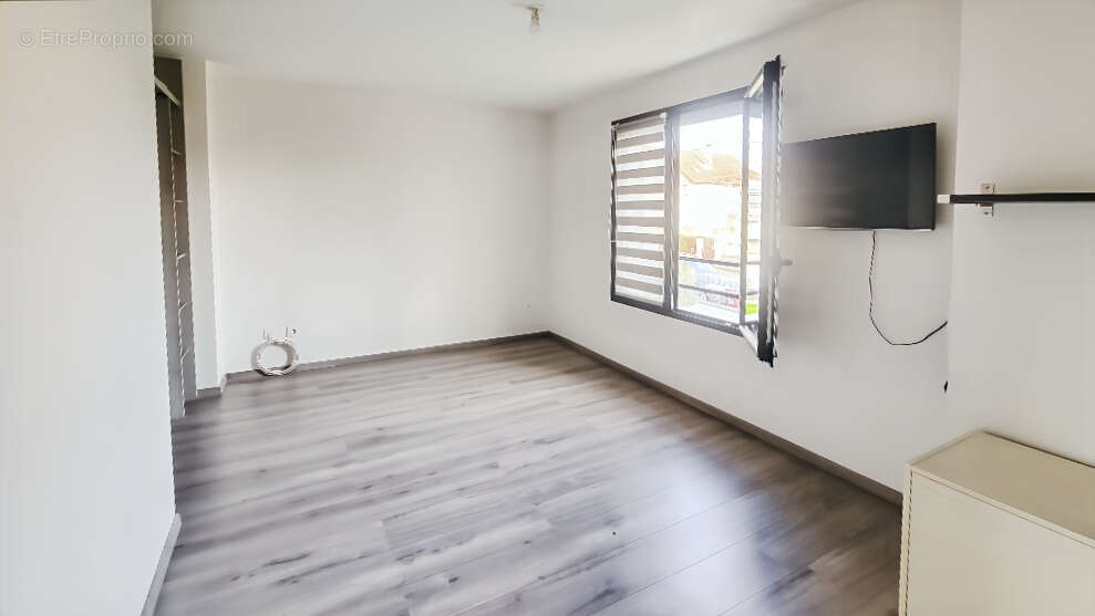 Maison à BROU-SUR-CHANTEREINE