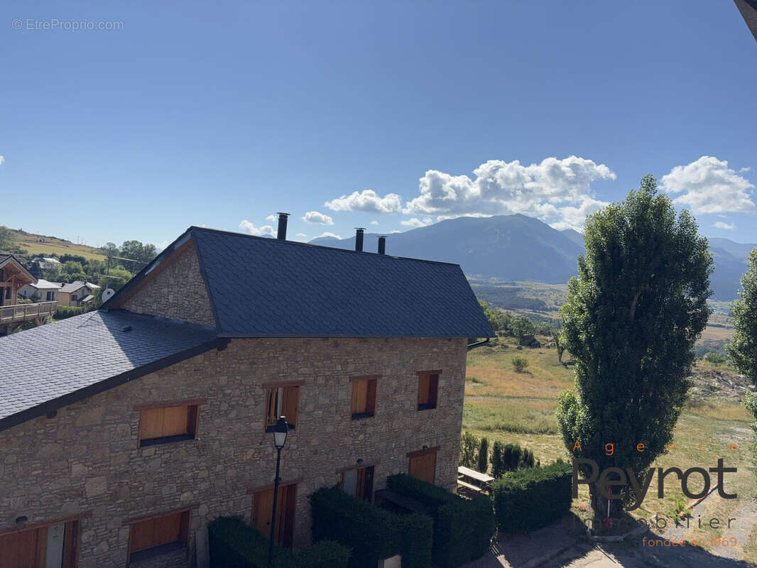 Appartement à FONT-ROMEU-ODEILLO-VIA