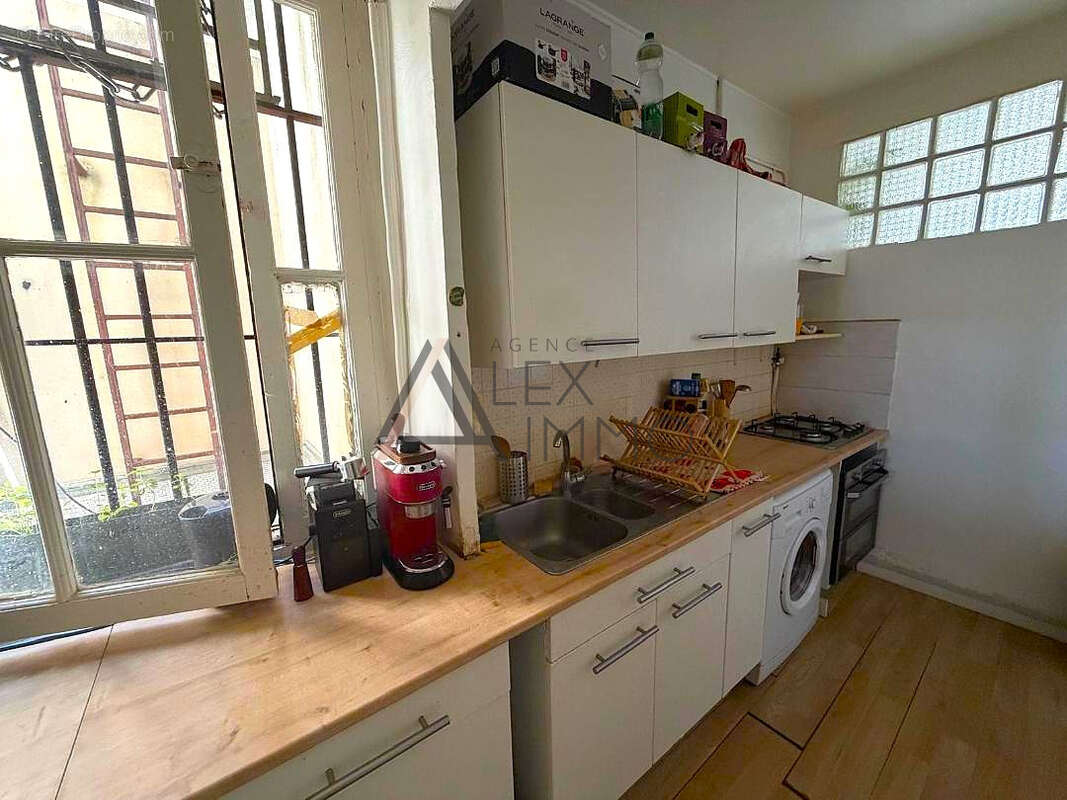 Appartement 2/3 pièces - 64,27 m2- Marseille 8ème - 265 000 € * - photo 4