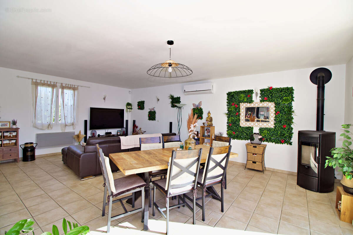 Maison à SAINT-MARCEL-SUR-AUDE