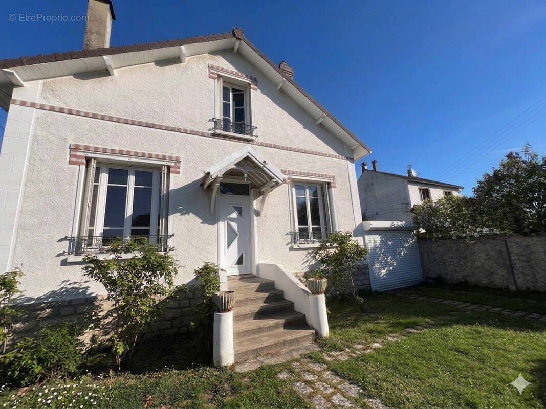 Maison à SAINT-CLEMENT