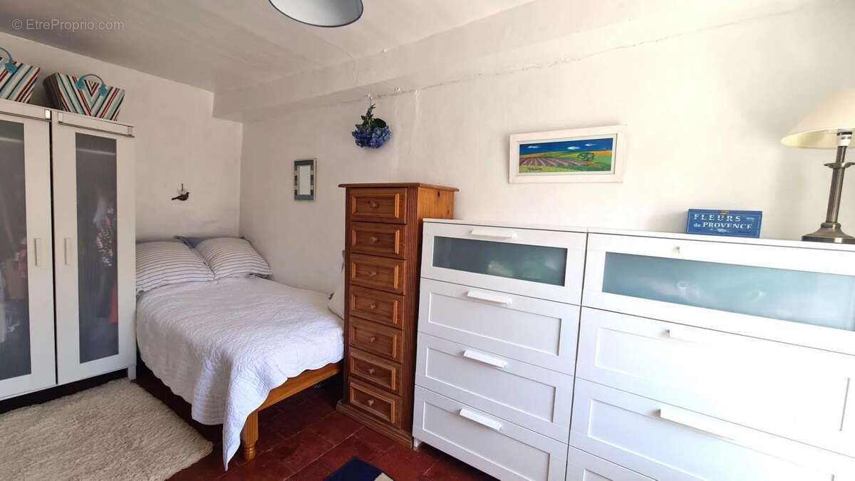 Maison à CABREROLLES