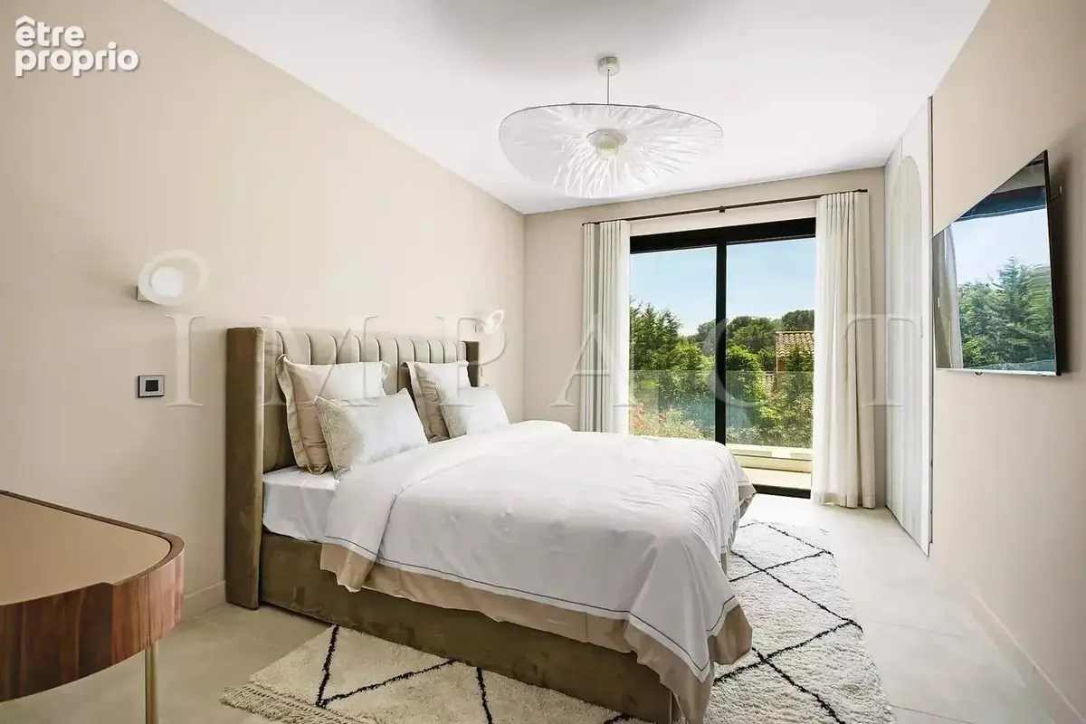 Mougins, Villa contemporaine dans un quartier prisé à vendre - photo 8