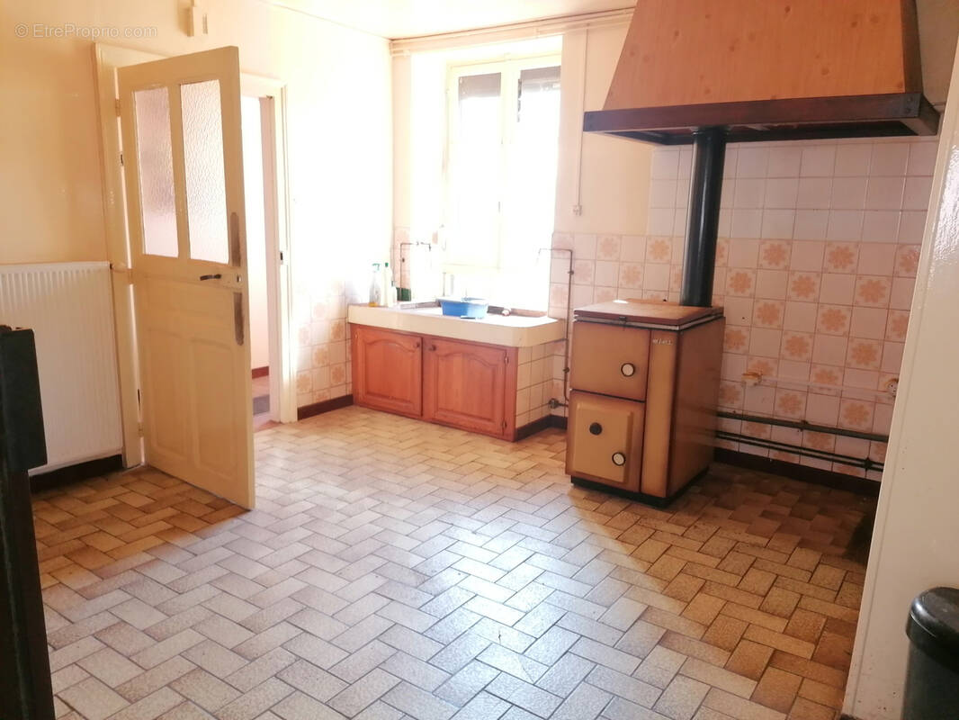 Maison à FOUGEROLLES