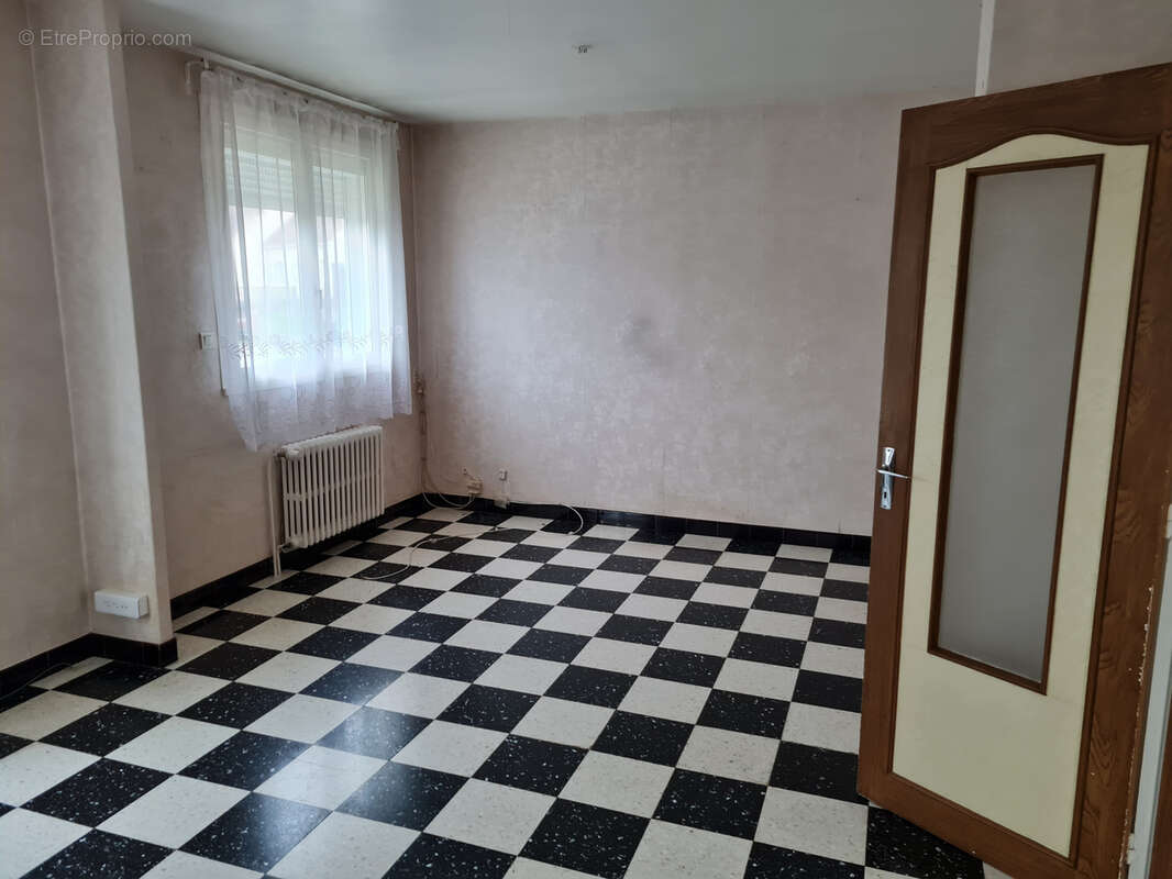 Maison à BLANGY-SUR-BRESLE