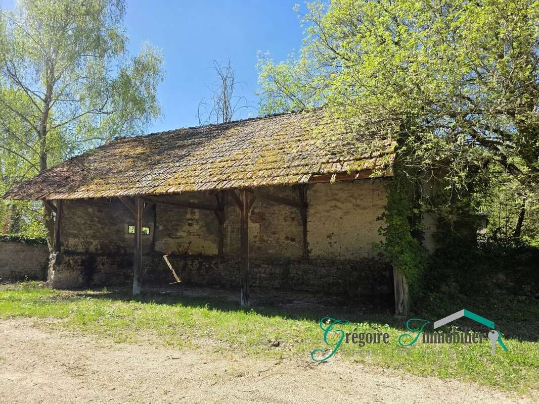 Maison à MONTIGNY-SUR-LOING