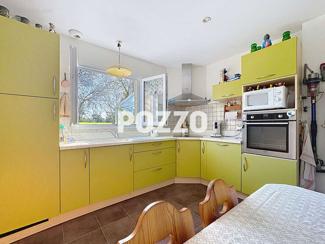 Maison à BRICQUEVILLE-SUR-MER