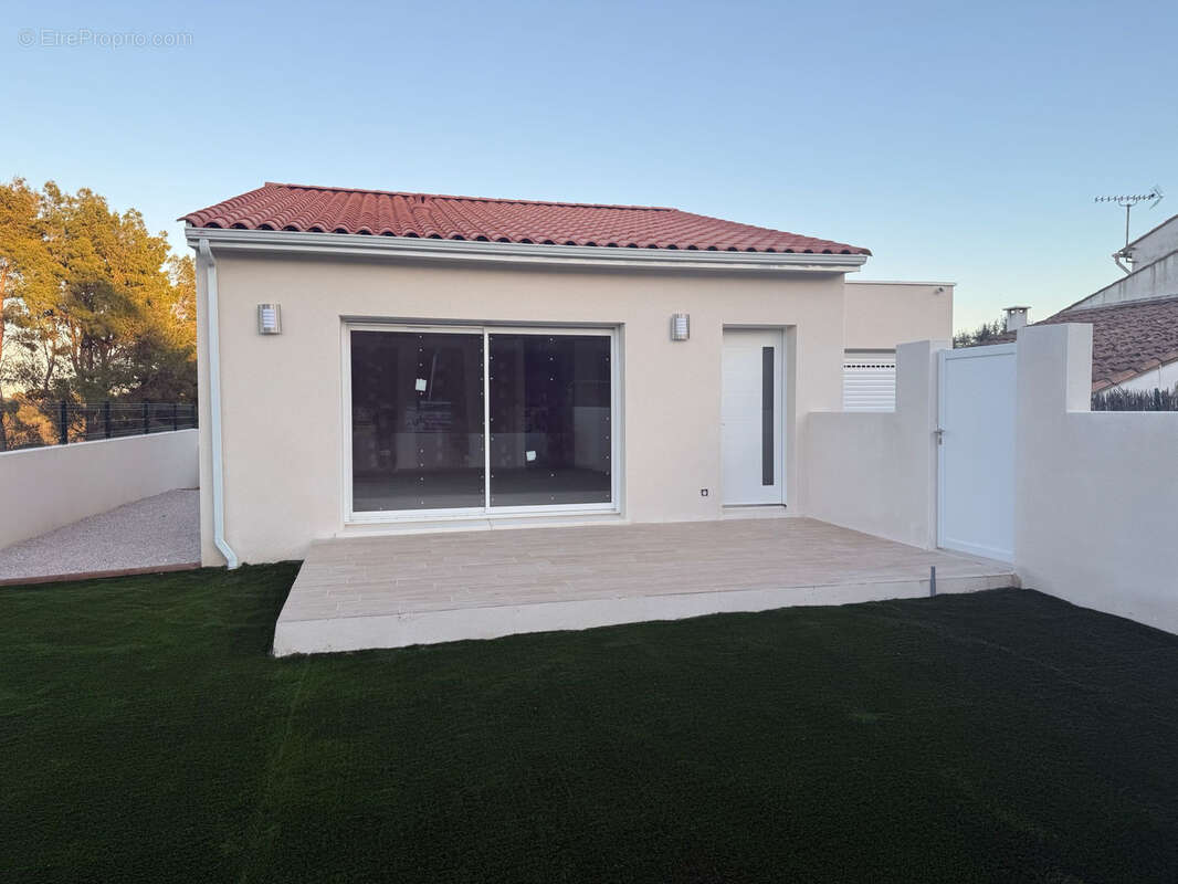Maison à PAILHES