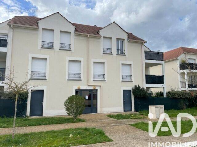 Photo 1 - Appartement à SAINT-FARGEAU-PONTHIERRY