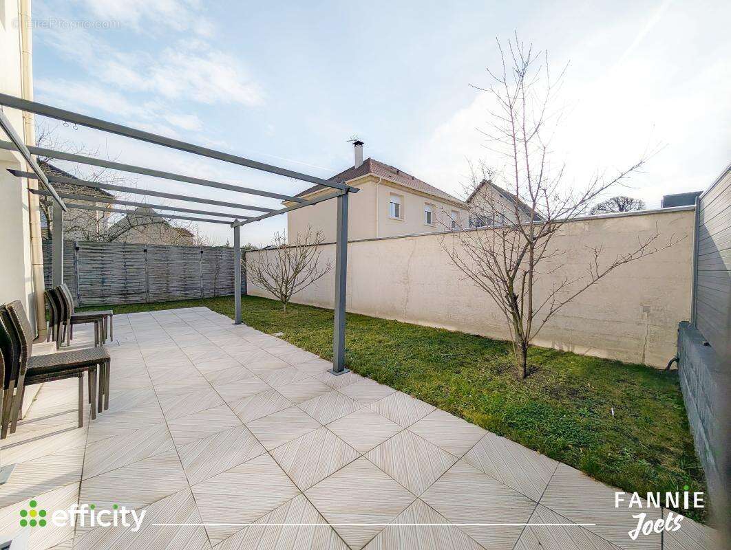 Maison à SAINT-GRATIEN