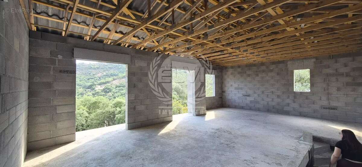 Maison à Plan de la Tour - photo 4
